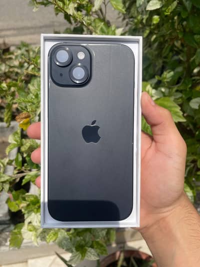Apple iPhone 15