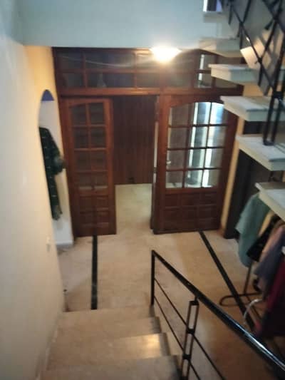 1 Kanal Old House Available For Sale In Cavalry Ground Lahore