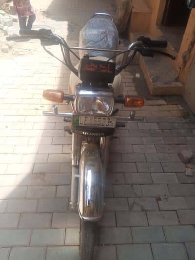 Honda 70 bike urgent sale Lahore