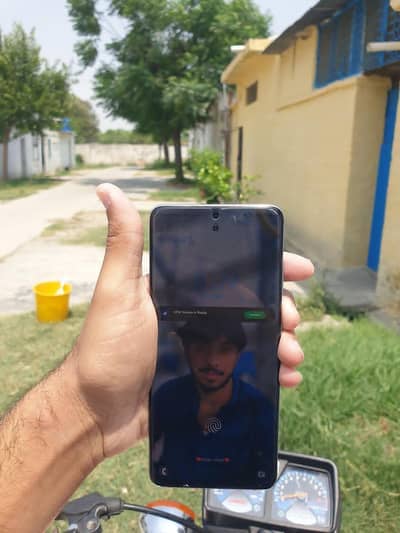 Samsung Mobile S20 Plus