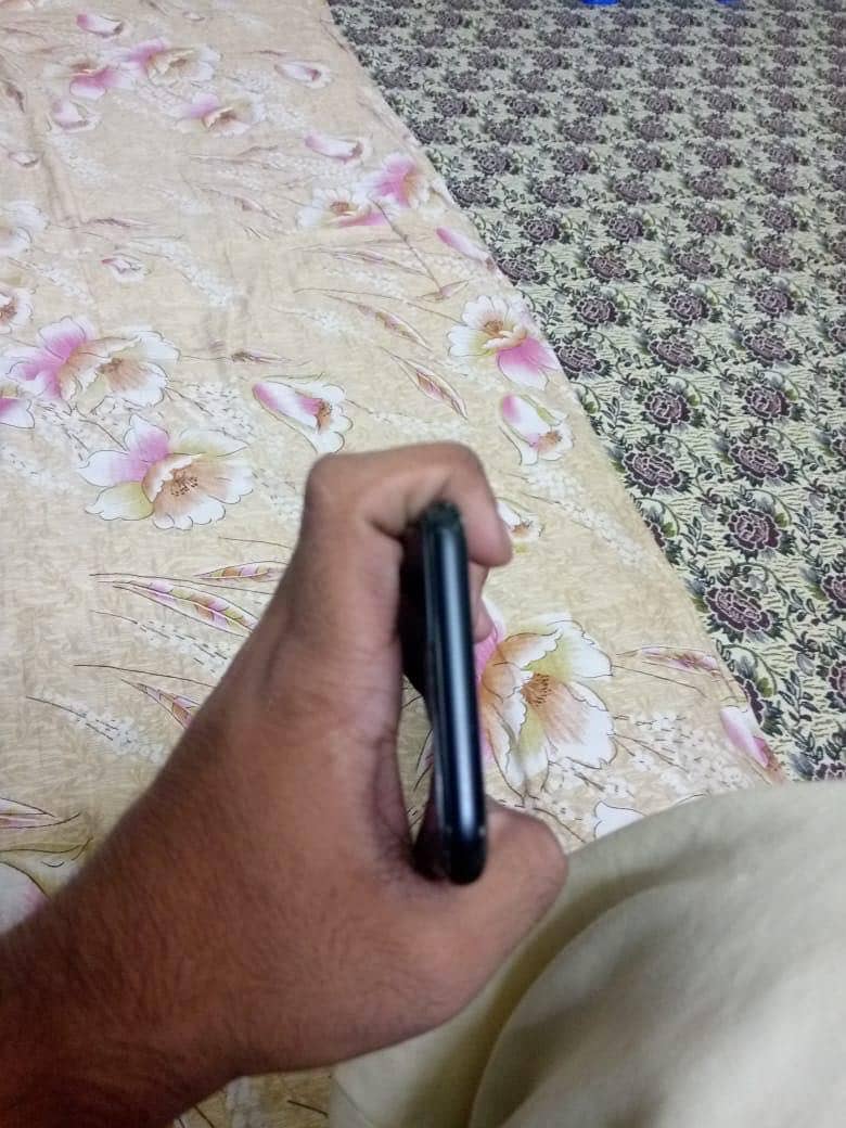 Apple iPhone SE 6
