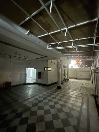 1 kanal double storey building for rent for commercial use