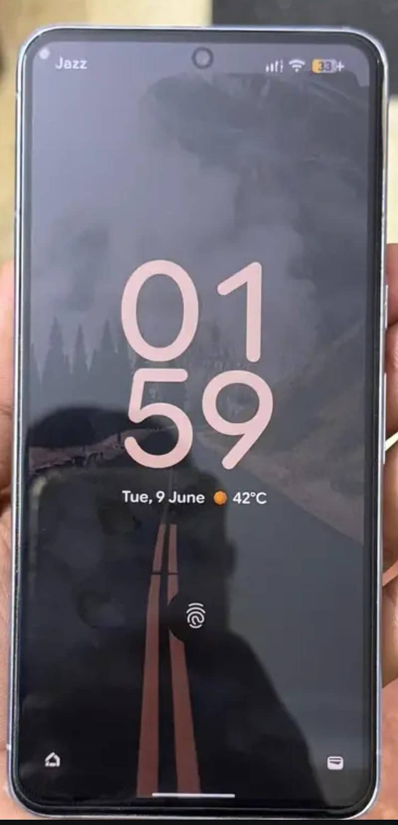 Google Pixel 8 Pro 2