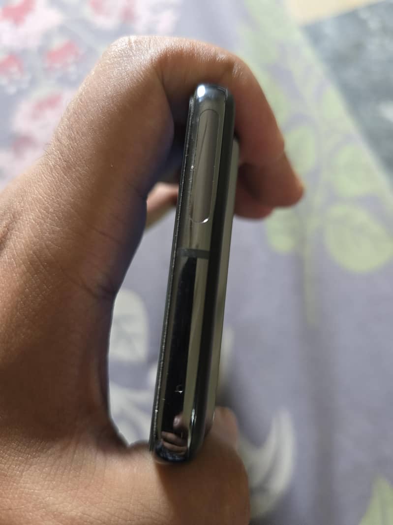 Google Pixel 8 Pro 4