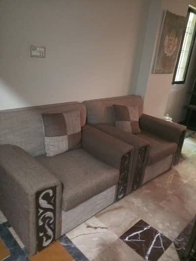 7 seater sofa  master moltyfoam no damage
