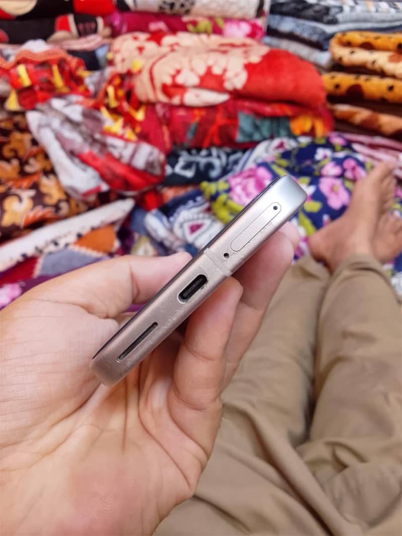 Google Pixel 9 2