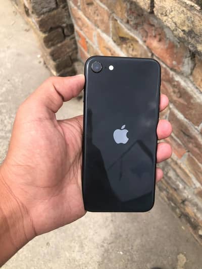 Apple iPhone SE
