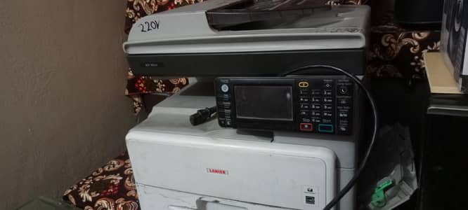 Lanier 301 110v