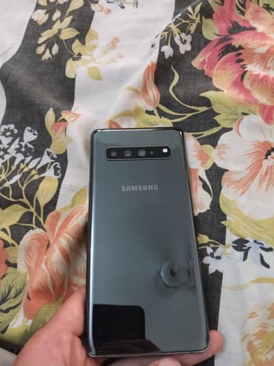 Samsung S10 plus