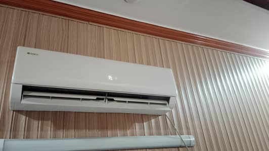 gree inverter 1.5 ton ac brand new condition