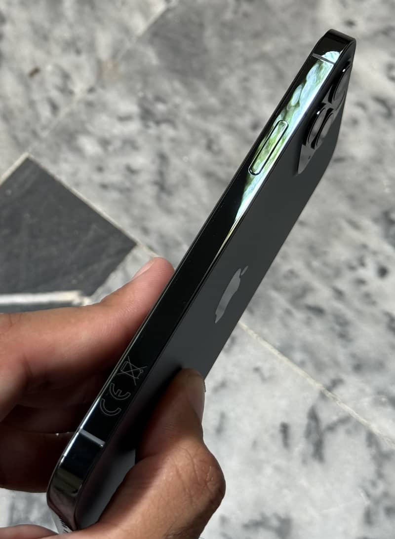 iPhone 12 Pro 2