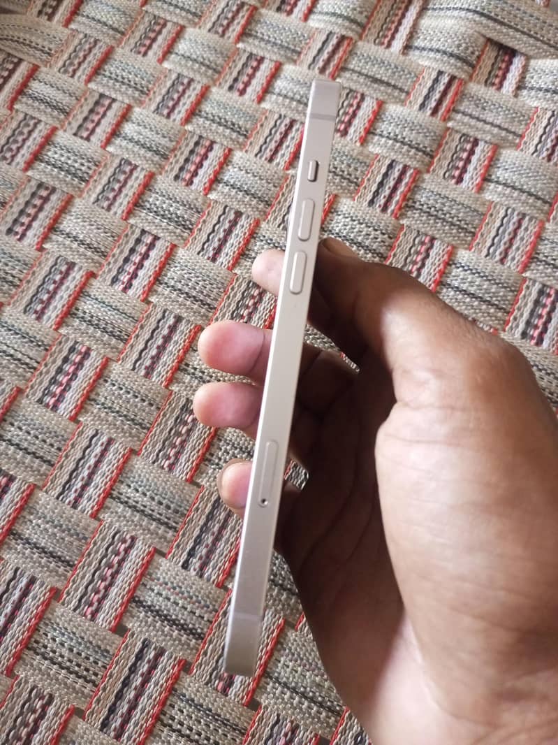 Apple iPhone 14 plus 1