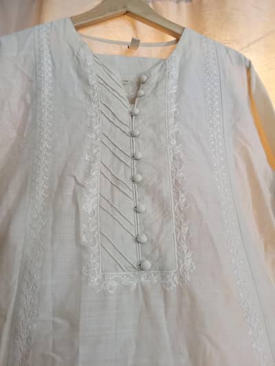 Ethnc embroided 2pcs dress use only 2 hours