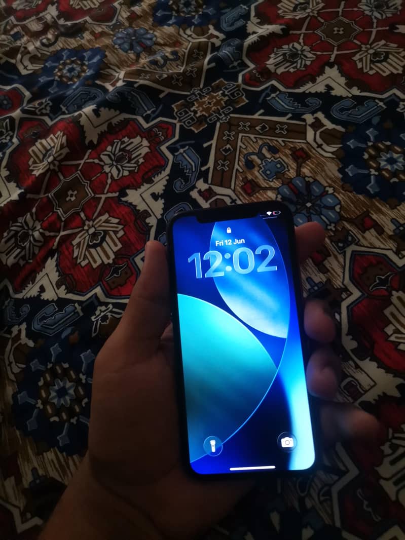 iphone 11 pro 4