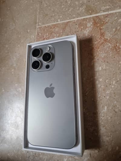 IPHONE 15 PRO FACTORY 128GB WITH BOX