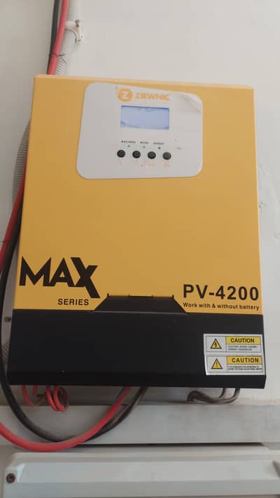 Ziewnic 3.2KVA Solar Inverter, max PV 4200