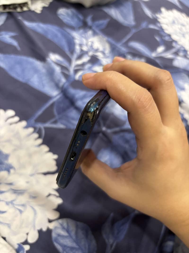 OPPO A7 2
