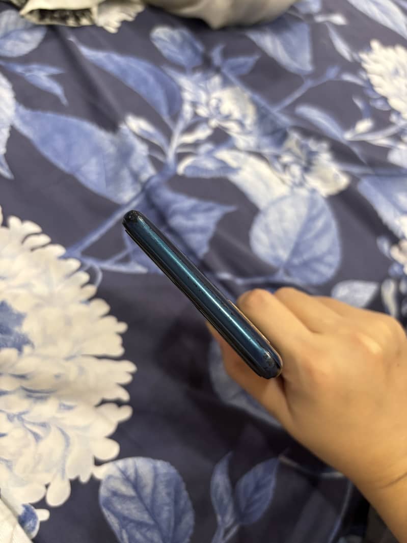OPPO A7 4