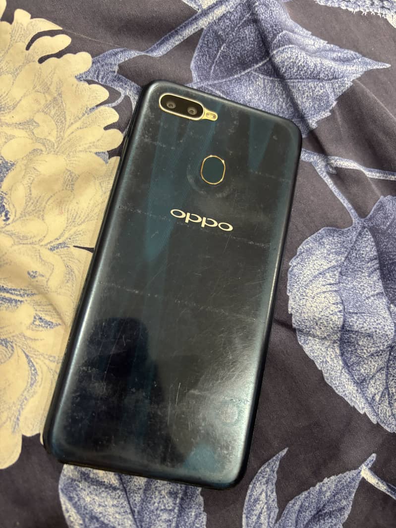 OPPO A7 5