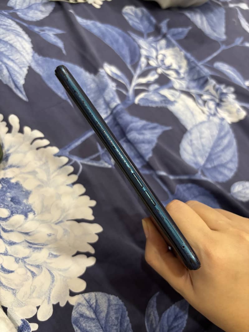 OPPO A7 6