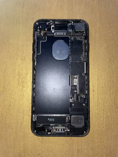 Apple iPhone 7