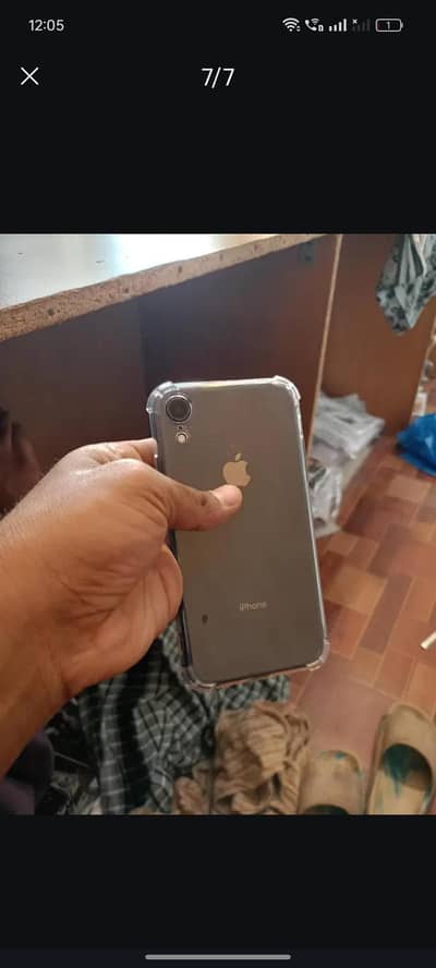 Apple iPhone XR