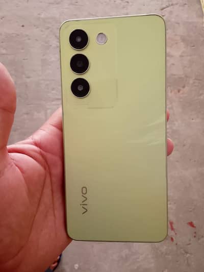 Vivo Y100