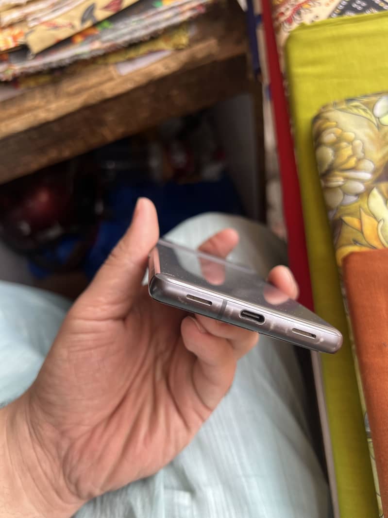 Google Pixel 7a 1