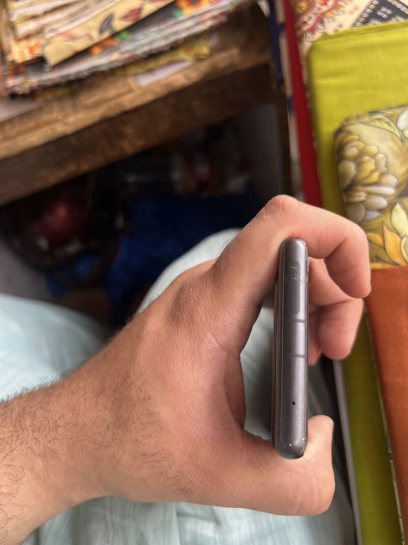 Google Pixel 7a 2