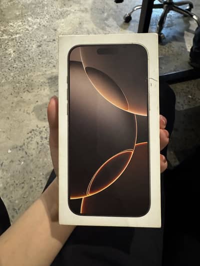 Apple iPhone 16 Pro Max