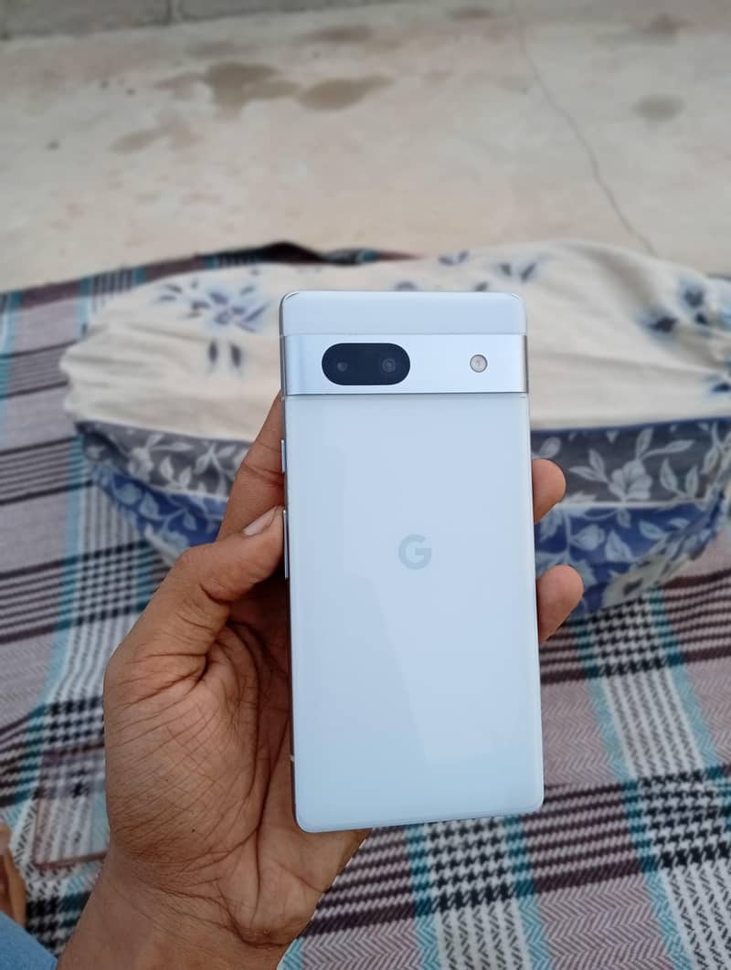 Google Pixel 7a 1