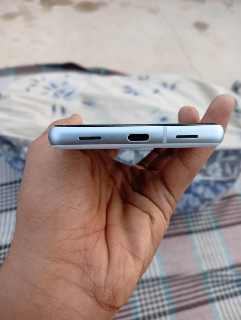 Google Pixel 7a 3