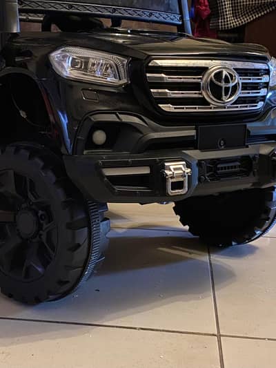 kids toyota hilux