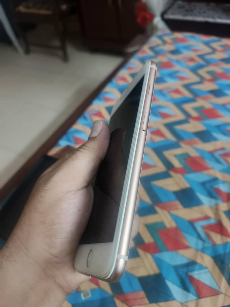 iphone 8 plus 4