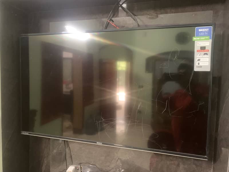 LED TV 0