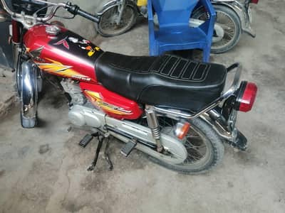 Honda 125 20/21 model good condition