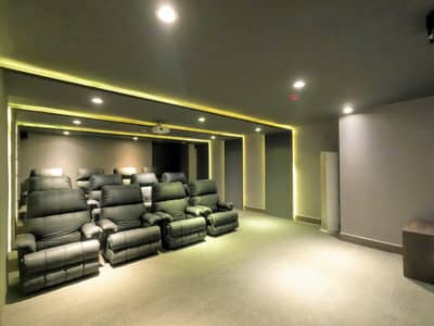 Hotel Suite Just In 40 Lac Available In Heart Of Lahore Gulberg 3 With Guaranteed Rent 15% Annually.