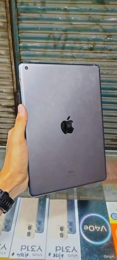IPHONE IPAD 7 GENERATION