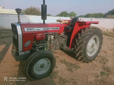 Massey Ferguson Tractor  (MF-260)