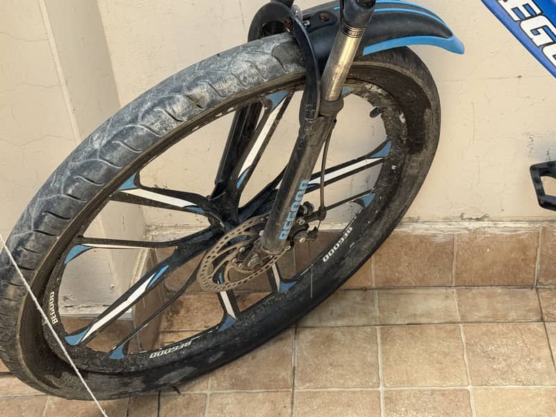 BLUE CYCLE 4