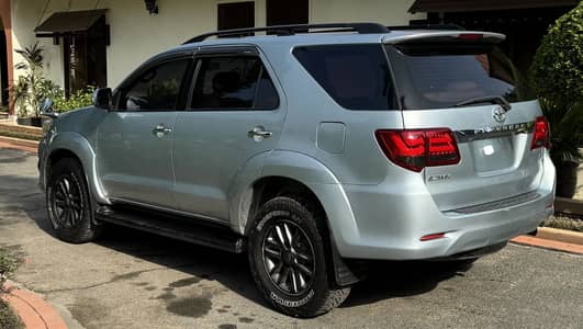 Toyota Fortuner 2013