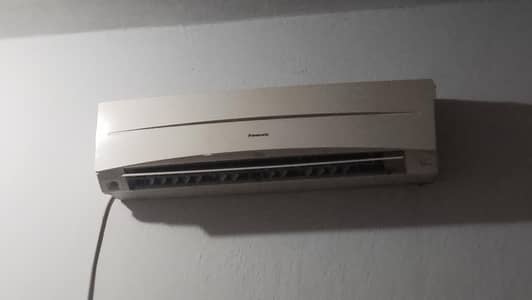 Panasonic 1.5 ton very good condition.