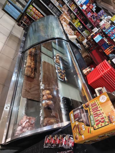 Ice Cake Display Bakery Counter + Display Counter + HardCase Biscuits