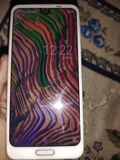 Sharp Aquos R2