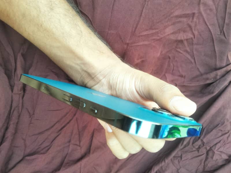 Apple iPhone 12 Pro Max 7