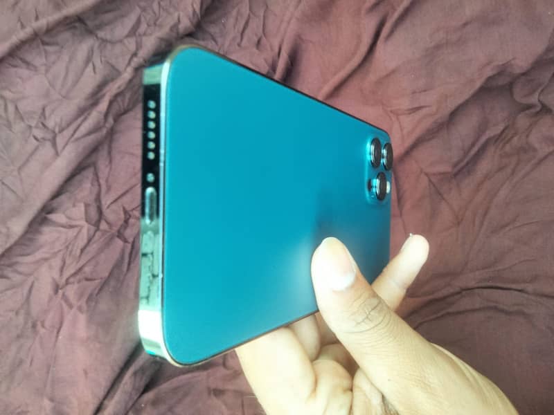 Apple iPhone 12 Pro Max 8