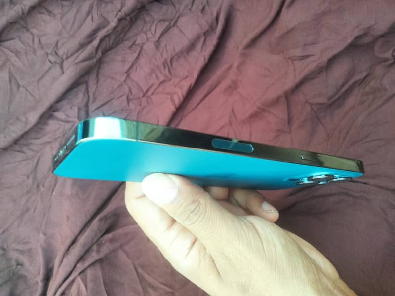 Apple iPhone 12 Pro Max 9