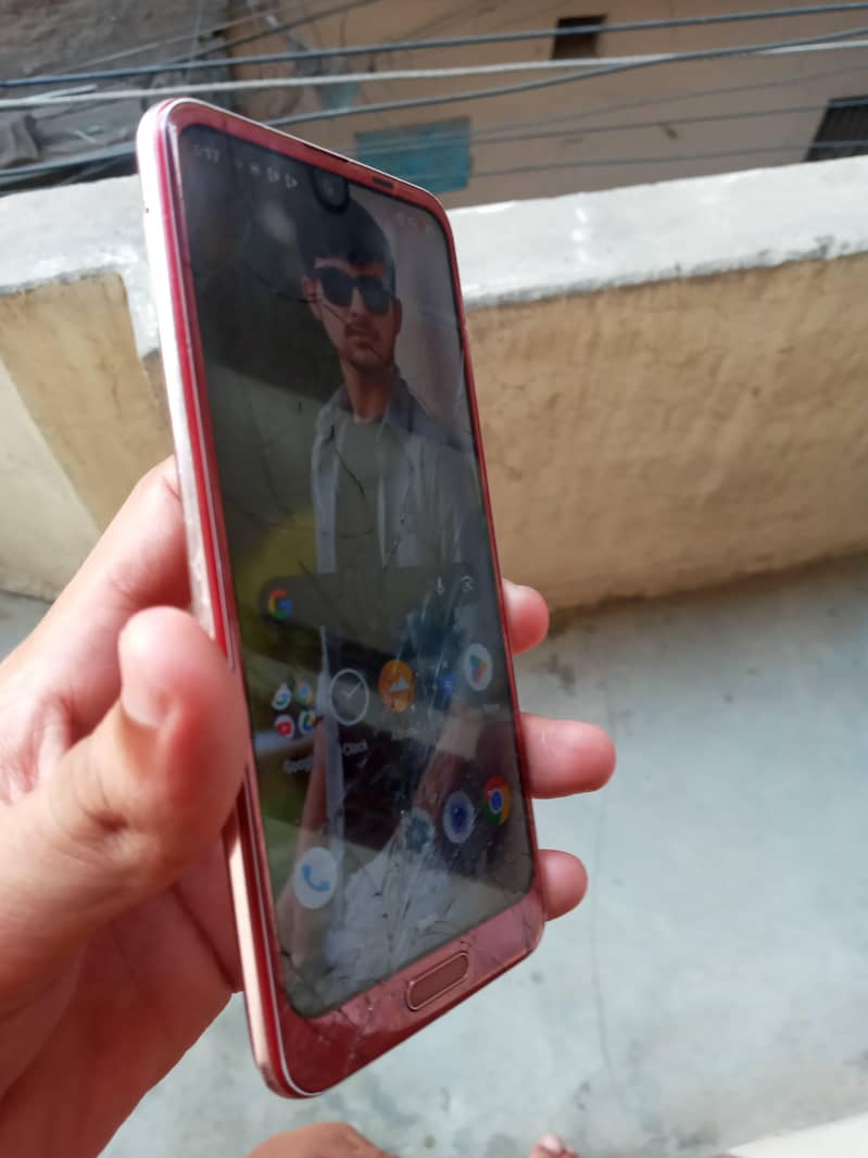 sharp aquos r2 9
