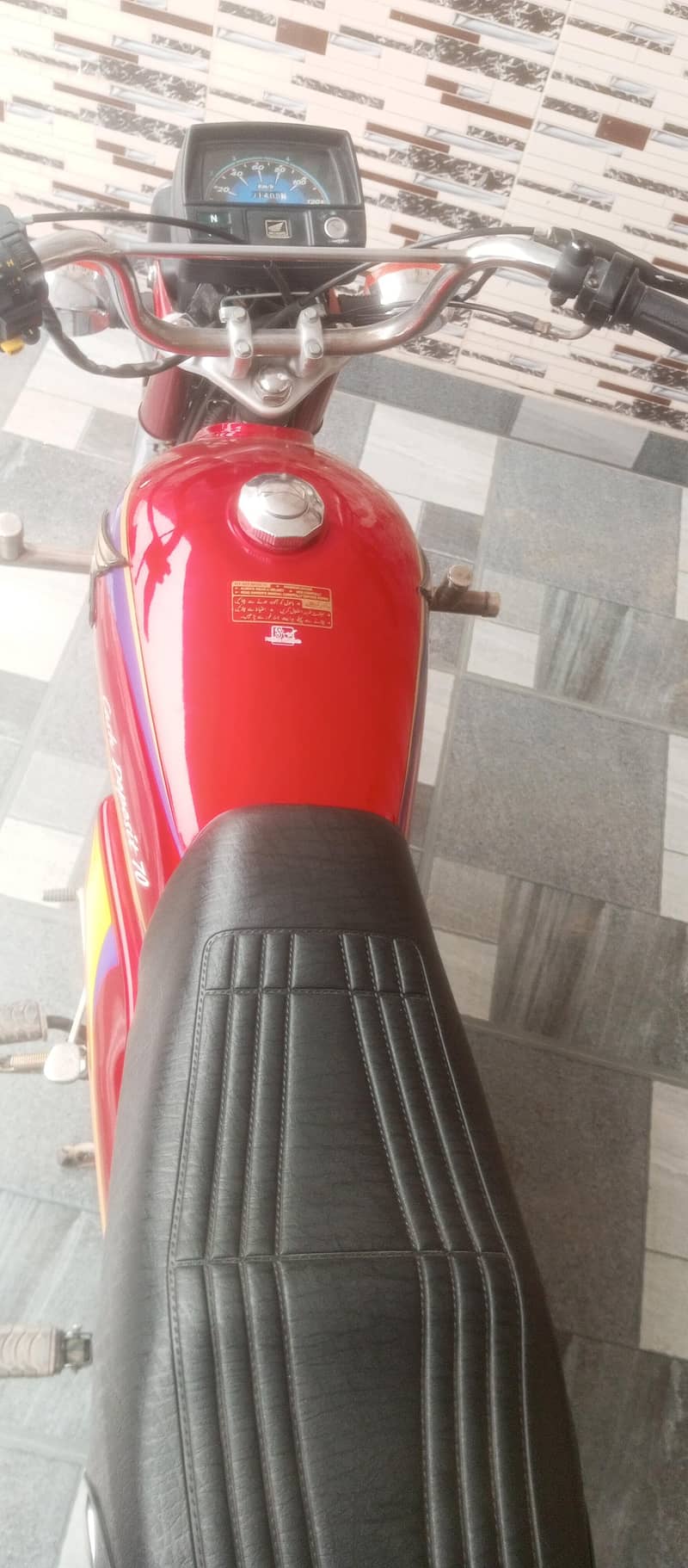 CD 70 2000 Modal 10