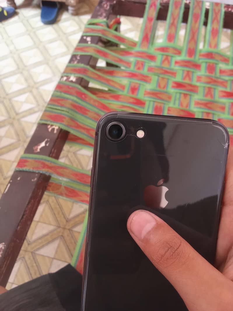 Apple iPhone 8 4